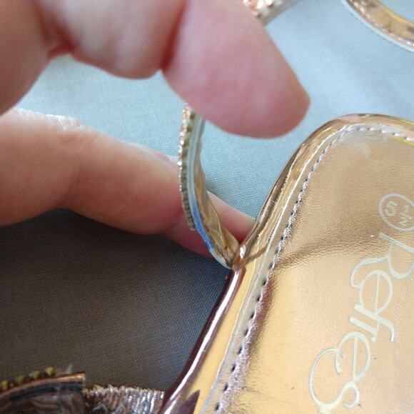 Rose Gold Gladiator Sandals size 5.5 new with imperfections spiral no tie flats - Picture 15 of 15